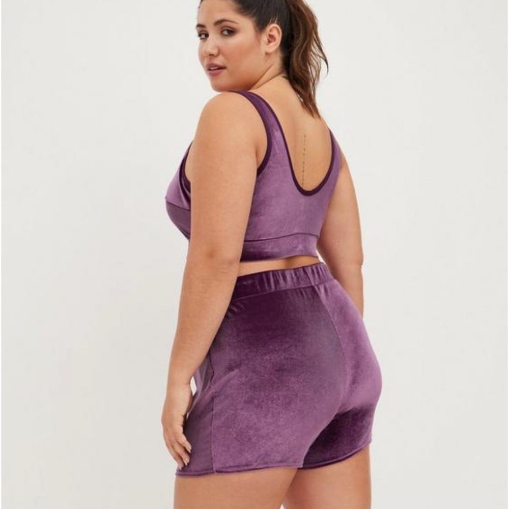 Torrid Lightly Lined Velour Scoop Bralette & High-Rise Shortie Panty - Picture 5 of 7